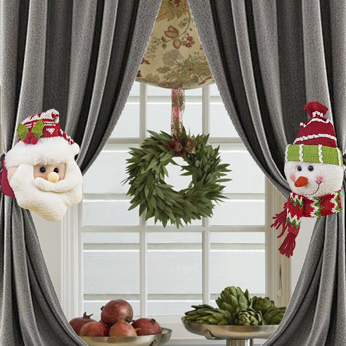 2pcs Santa Claus & Snowman Curtain Clips