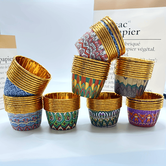 50pcs Patterned Golden Cupcake Muffin Molds