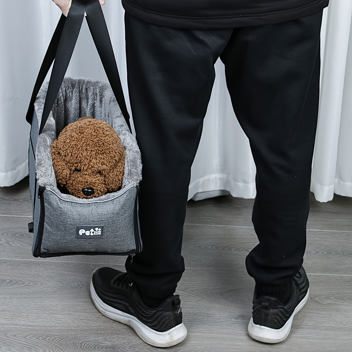 Portable Dog & Cat Travel Bag with Secure Buckle Closure