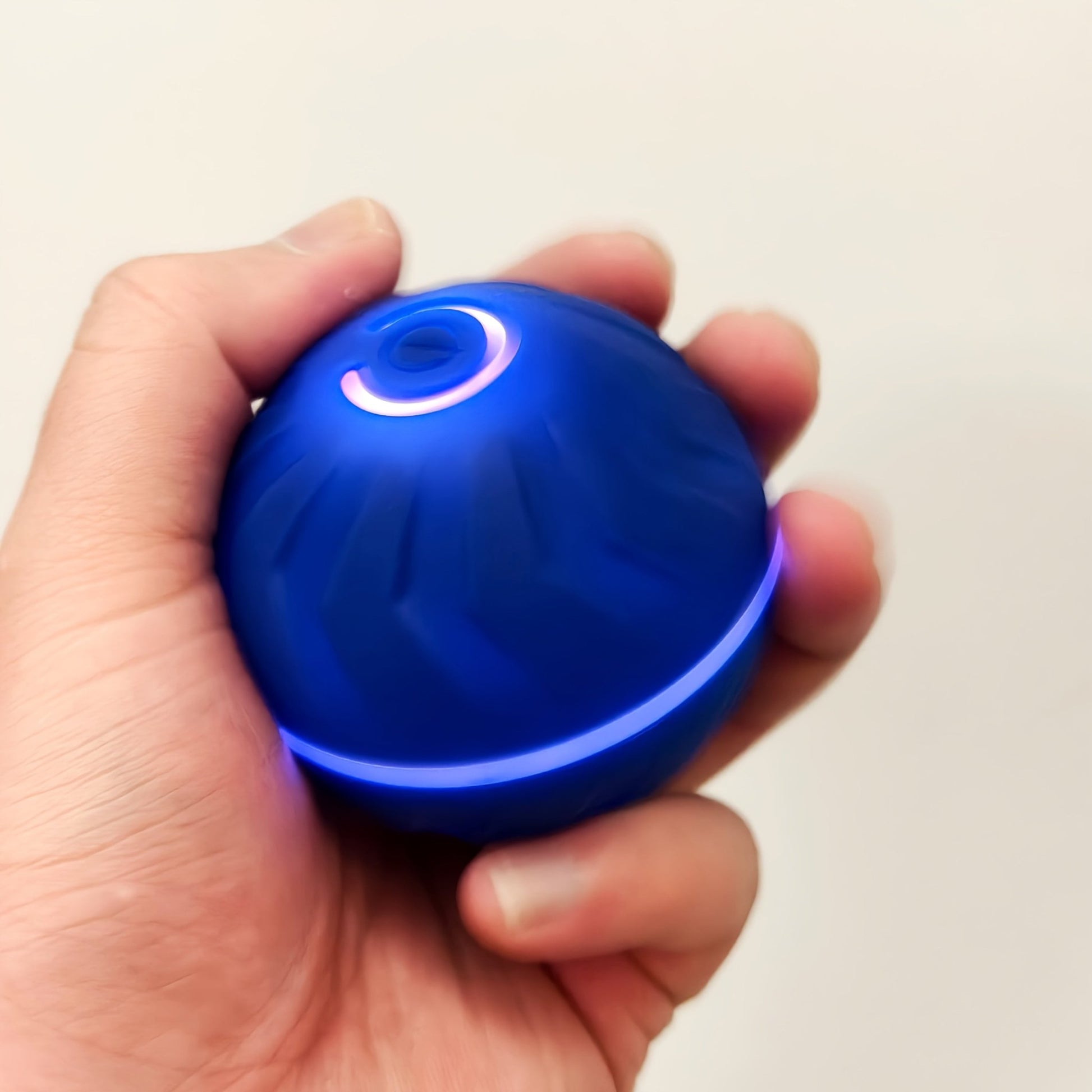 Motion - Activated Bouncing Ball for Dogs - HazMarket