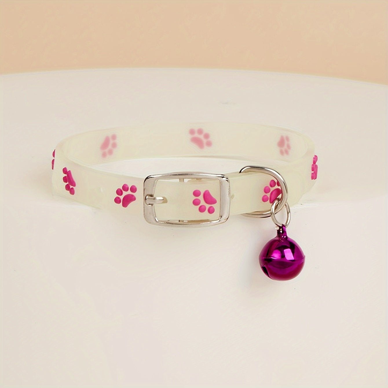 Reflective Cat Collar with Paw Print Design - HazMarket