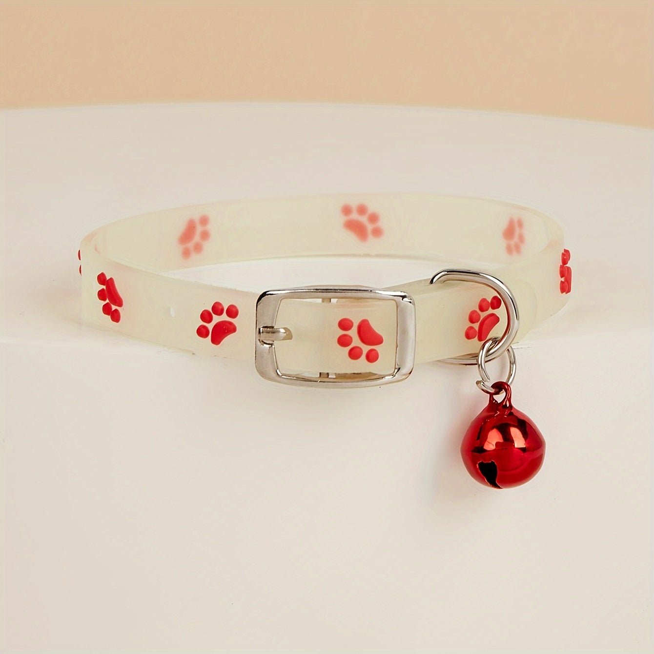 Reflective Cat Collar with Paw Print Design - HazMarket