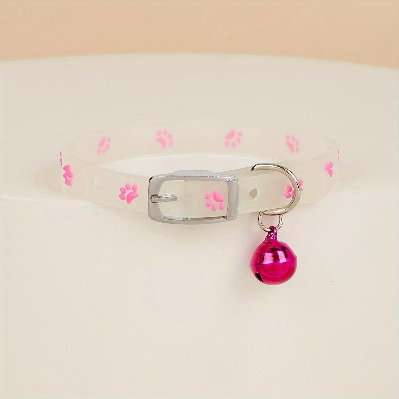 Reflective Cat Collar with Paw Print Design - HazMarket